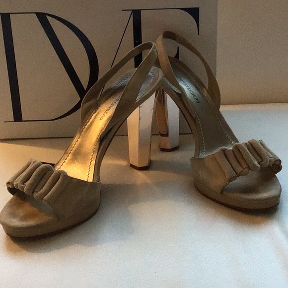 DIANE VON FURSTENBURG taupe suede platform sandal - Picture 2 of 7